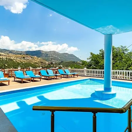 דירה Goro's 8 - Pool, Kitchen & Parking *